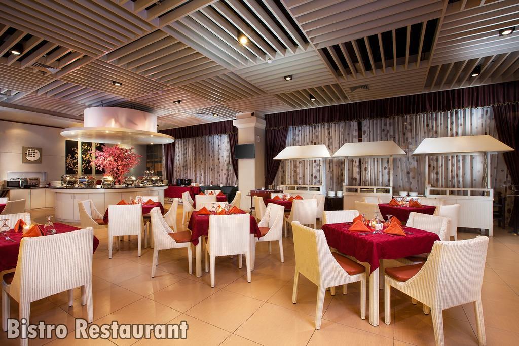 Lion Hotel & Plaza Manado Exterior foto